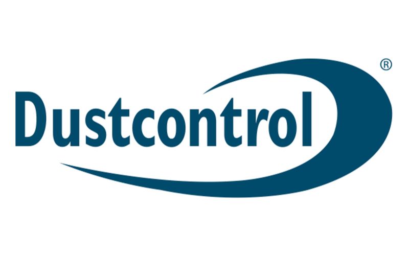 Das Bild zeigt das Logo von Dustcontrol. Der Schriftzug "Dustcontrol" ist in Blau gehalten, umgeben von einer geschwungenen, blauen Linie. Das Design vermittelt ein Gefühl von Professionalität und zeigt das Engagement des Unternehmens für Staubkontrolllösungen.